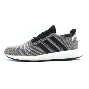 ADIDAS  SWIFT RUN