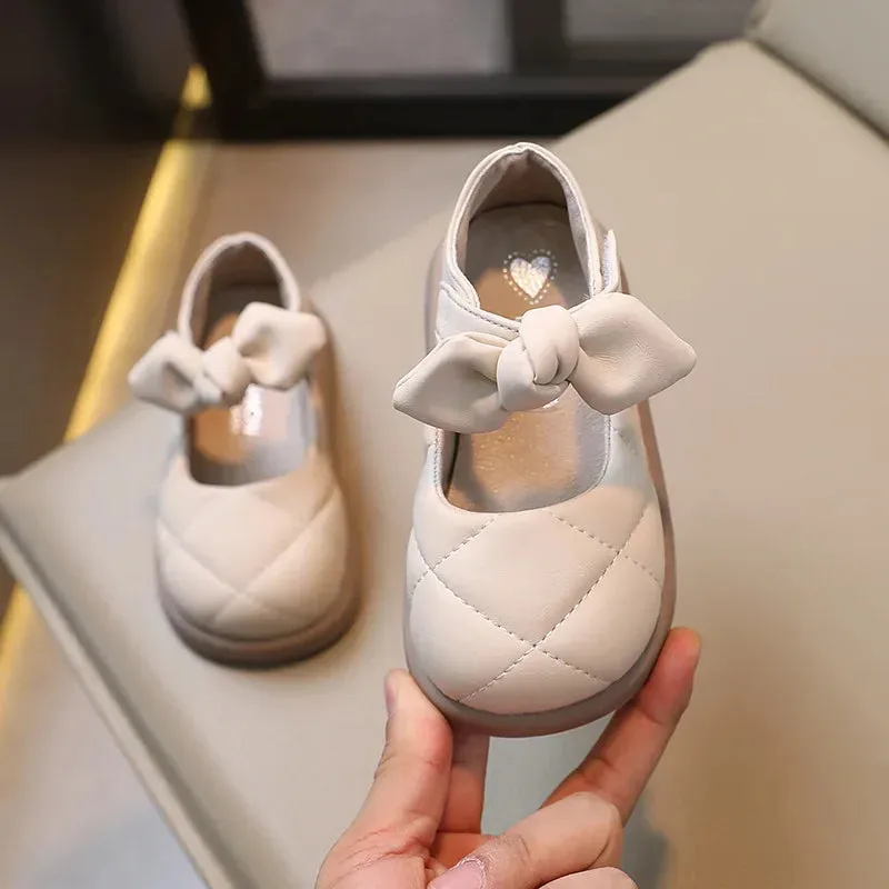 ARWEN & AJH GROUP Girls Leather Shoes Soft 2024 Spring Autumn New Kids Shoes Bow Hook & Loop Fashion Soft Performance Children Shoes Drop Shipping