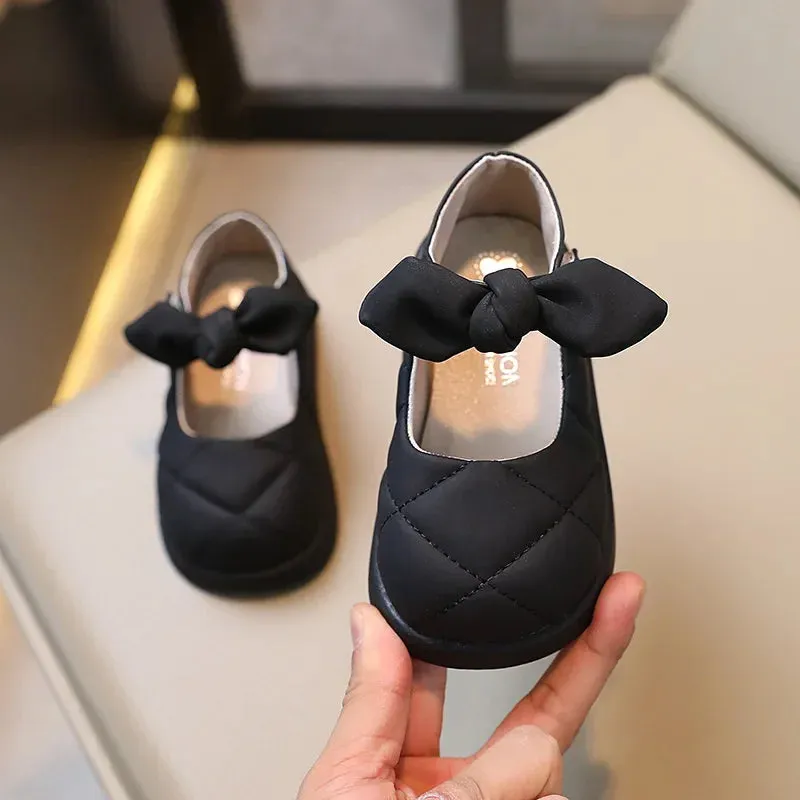 ARWEN & AJH GROUP Girls Leather Shoes Soft 2024 Spring Autumn New Kids Shoes Bow Hook & Loop Fashion Soft Performance Children Shoes Drop Shipping