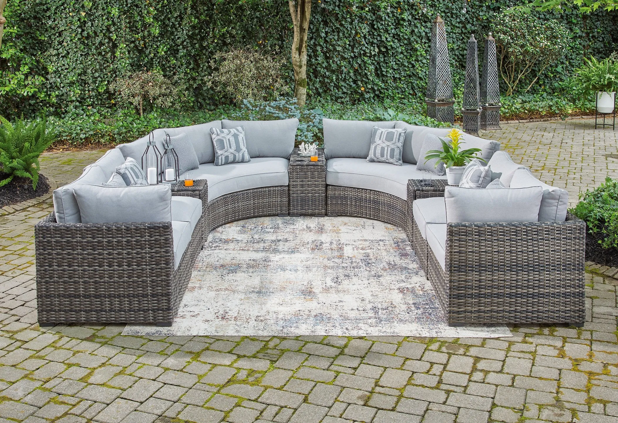 Harbor Court Outdoor Seating Set