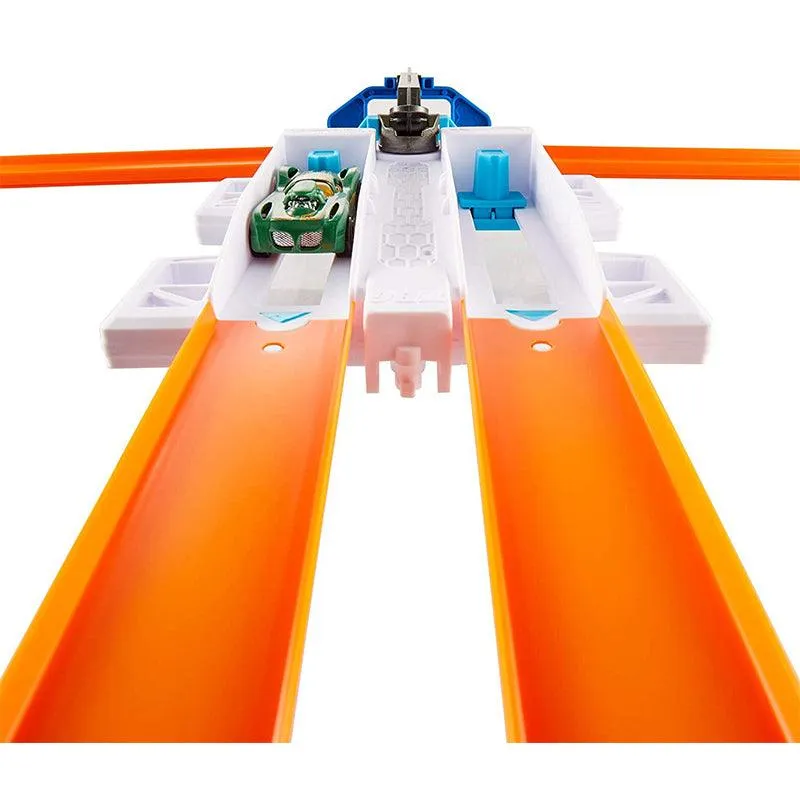 Hot Wheels Track Builder Essentials Plus Car