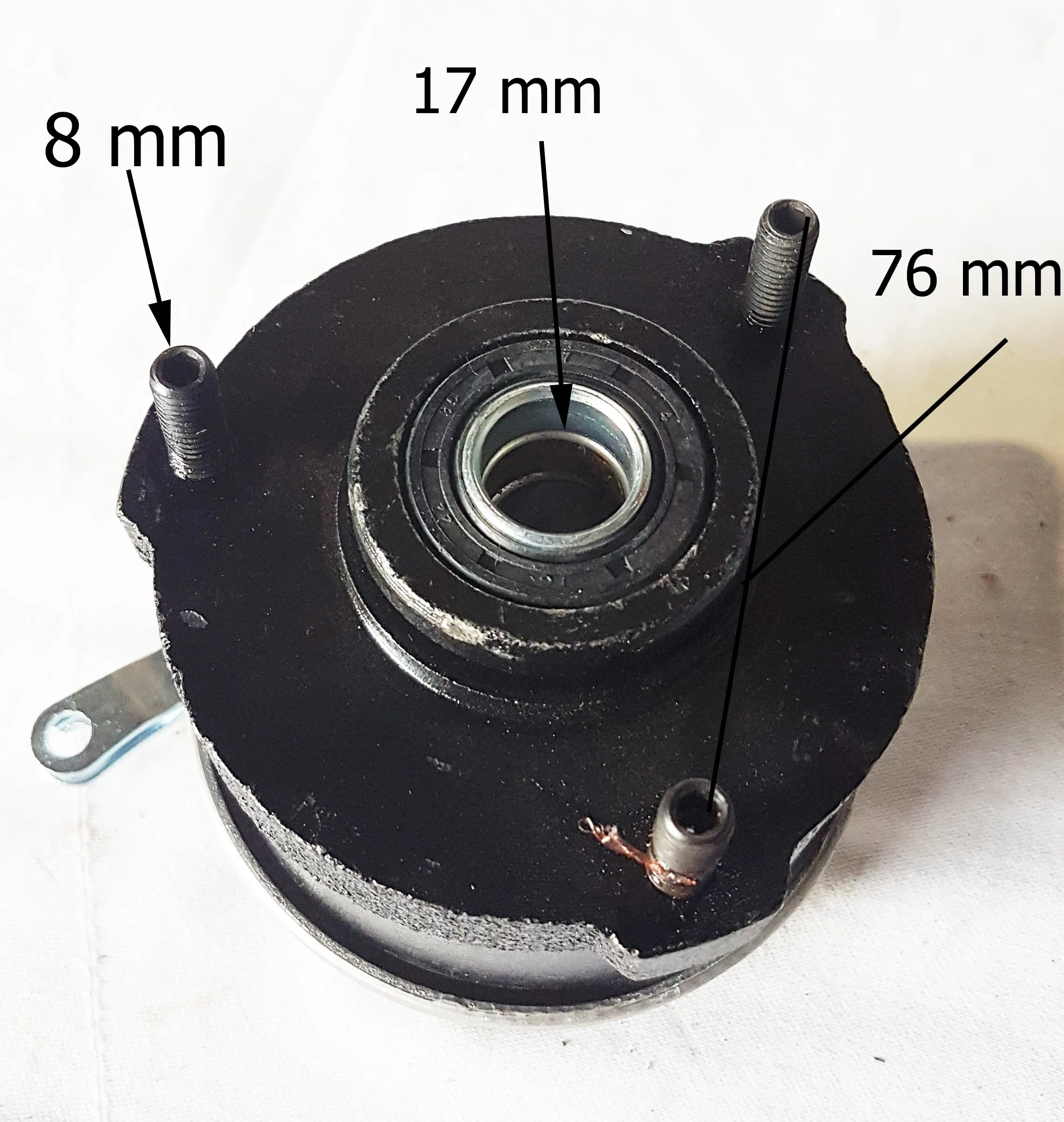 HUB03 FRONT RIGHT SIDE DRUM BRAKE HUB SHOES 110CC QUAD BIKE 3 BOLT FIXING