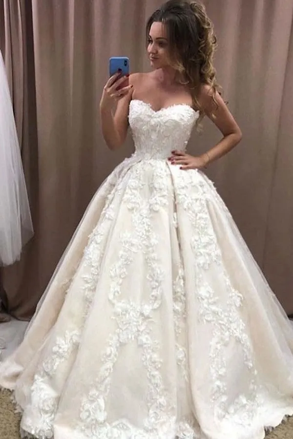 Long Ball Gown Sweetheart Wedding Dress with Floral Lace Appliques