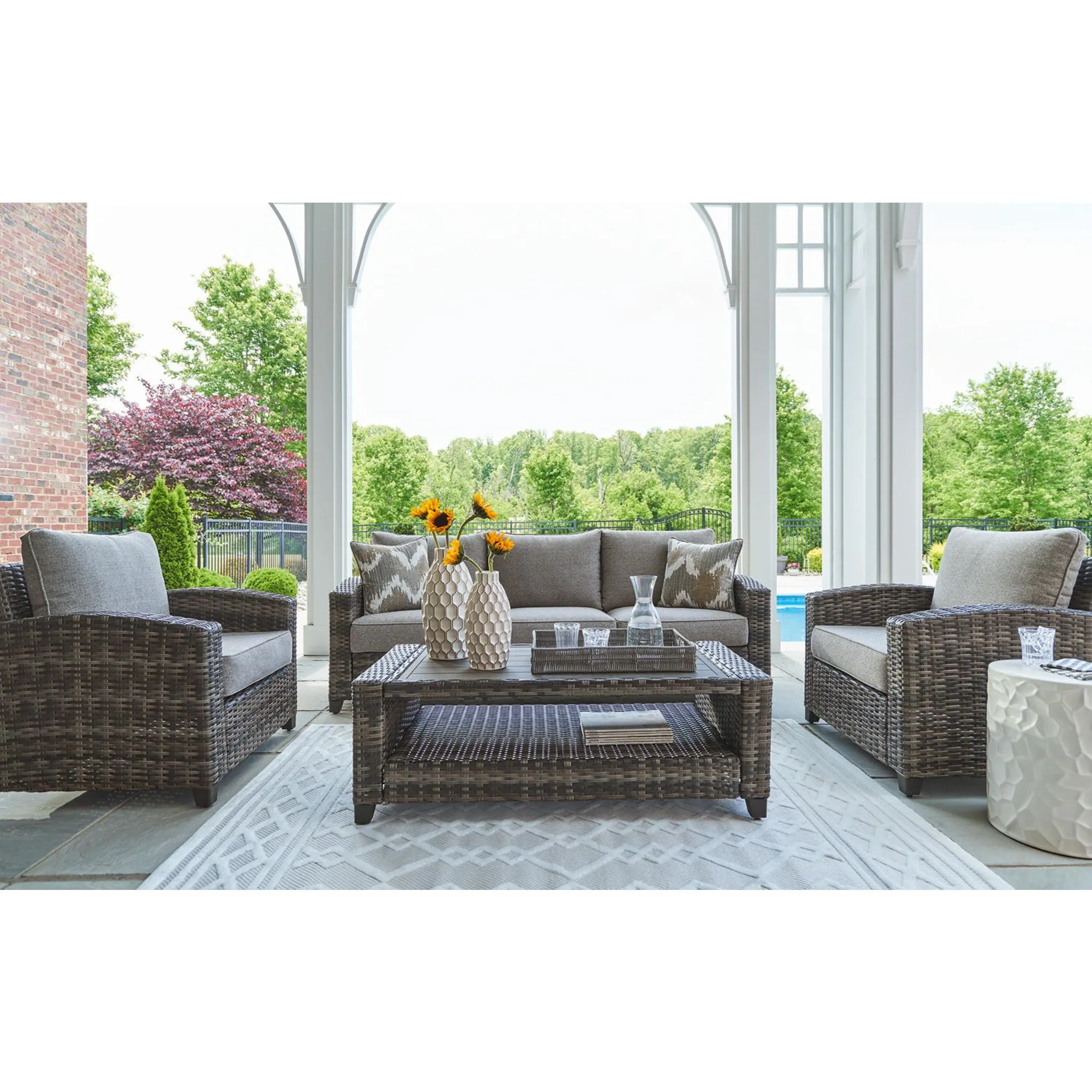 Oasis Court 4 Piece Outdoor Seating