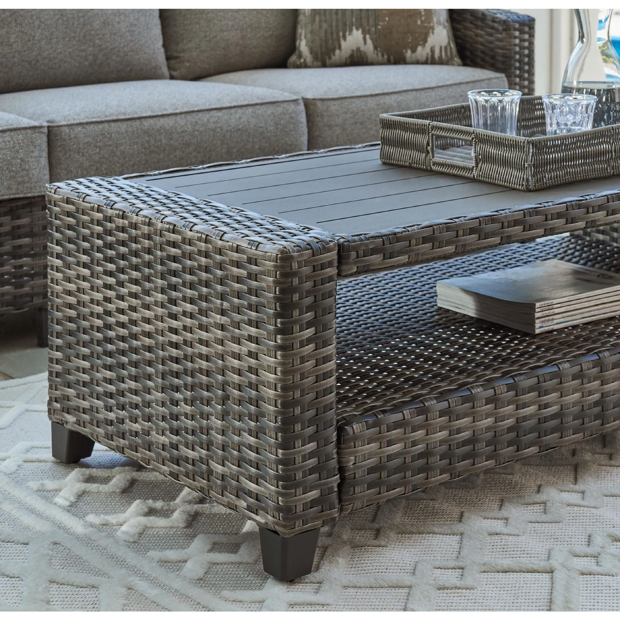 Oasis Court 4 Piece Outdoor Seating