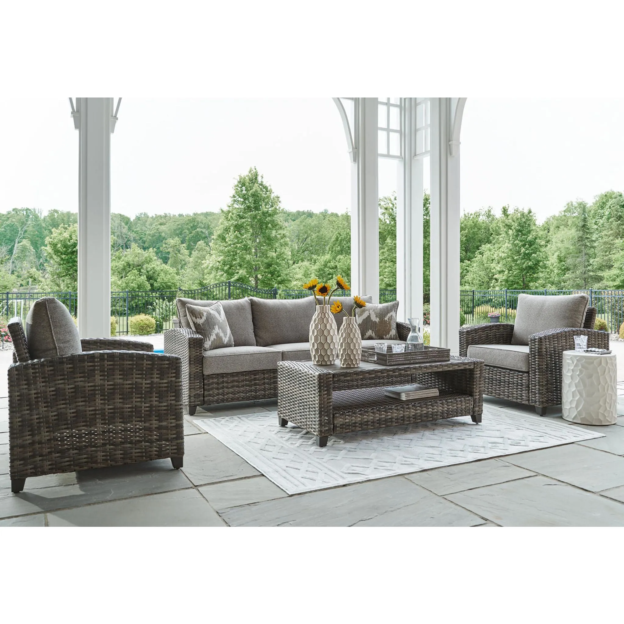 Oasis Court 4 Piece Outdoor Seating