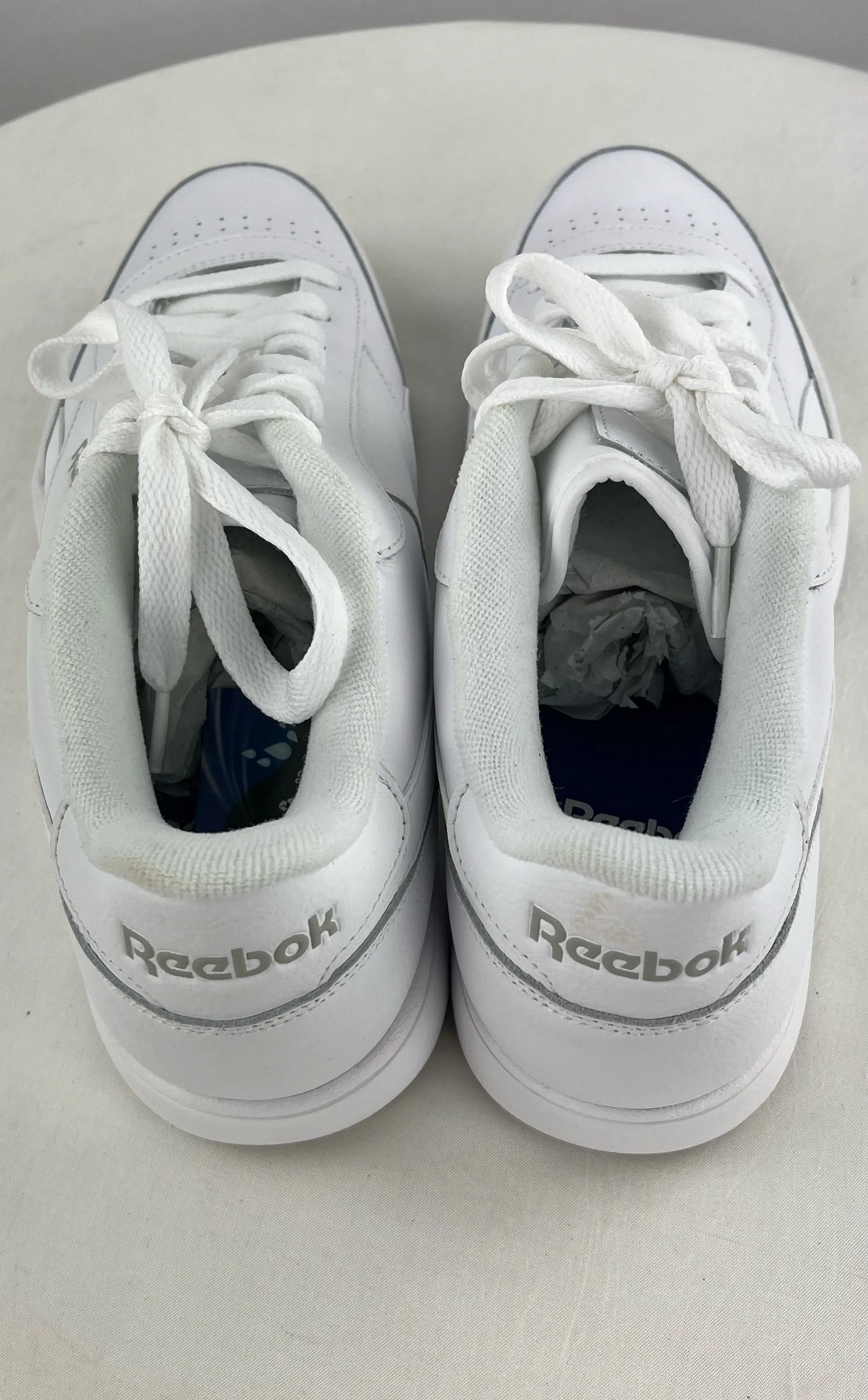 Reebok Men's White Leather Classic Tennis Walking Shoes Size 11 NWOB