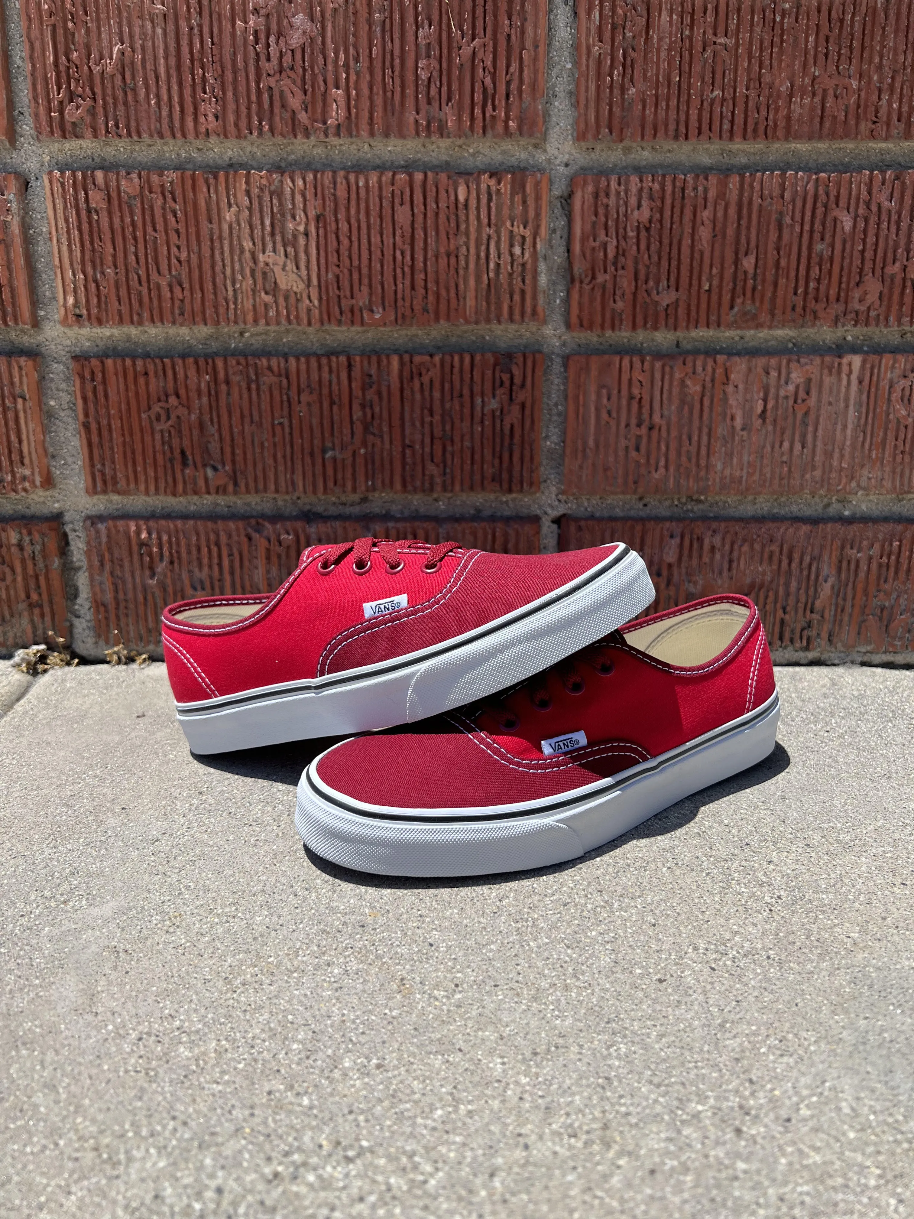 Vans Authentic