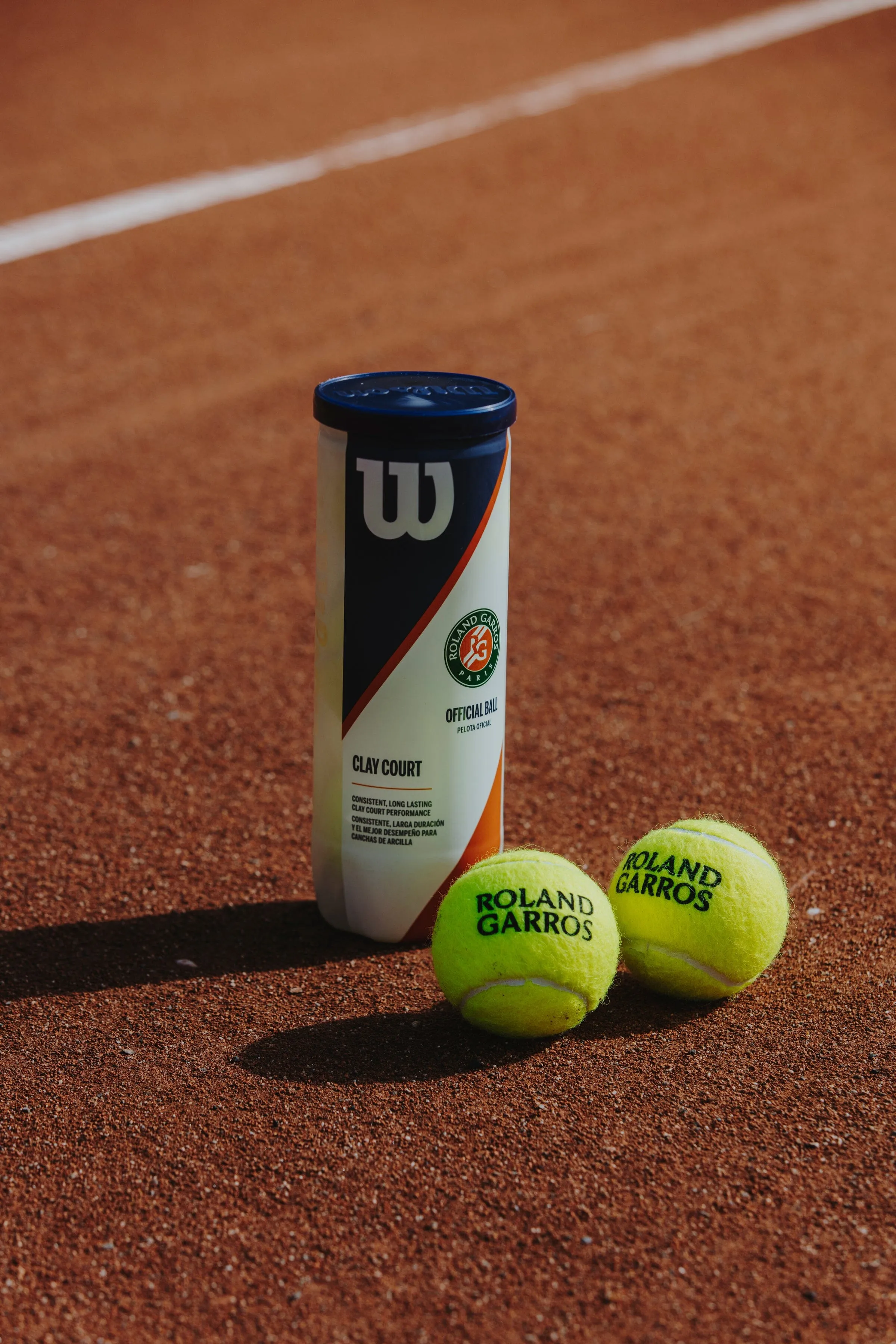 Wilson Roland Garros Clay Court Tennis Balls Case - 24 of 3 Ball Cans (72 balls)